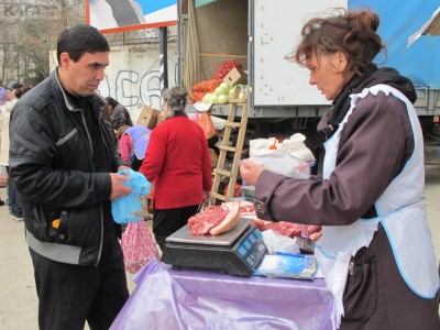 В эту субботу на ярмарке будут реализовывать мясо, продажа которого в летний период была запрещена. (фото из архива газеты Кафа)