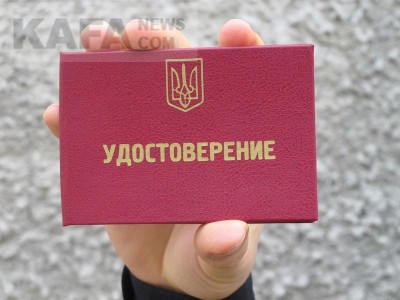 На минувших внеочередных выборах депутата в Орджоникидзе по 15 избирательному округу победил А. И. Конивец. 