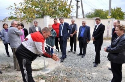 В микрорайон Симферополя подали воду