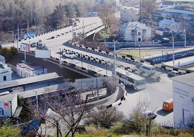 В Крыму начали собирать мост