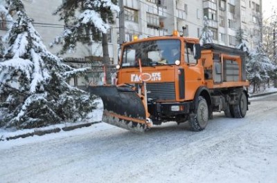 В Симферополе уже готовятся к гололеду