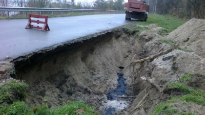 Канев остался без воды (фото МЧС)