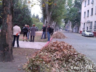 В Керчи не все хотят на субботники 