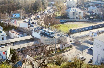 В Крыму достраивают дорогой мост