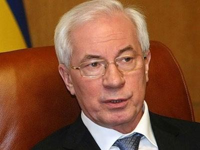 Азаров выступил против валютного налога