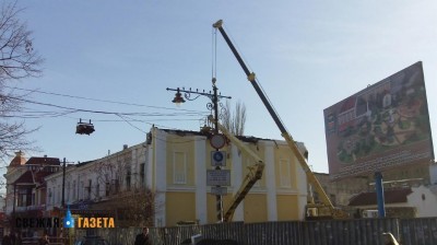 В Симферополе будут восстанавливать сгоревший дом