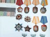 Таможенники не дали американцу завезти в Крым коллекцию орденов и марок (фото)