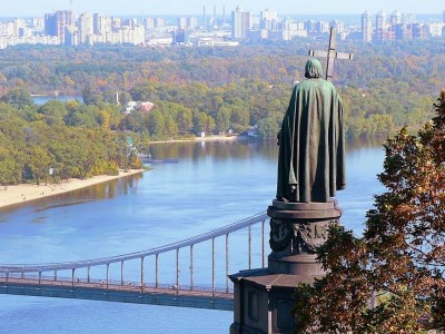 В центре Киева собирается большой митинг