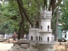 В Крыму строителей парка миниатюр выгоняют с территории неизвестные
