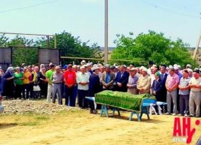 В Крыму хоронят убитого Хайсером Джемилевым