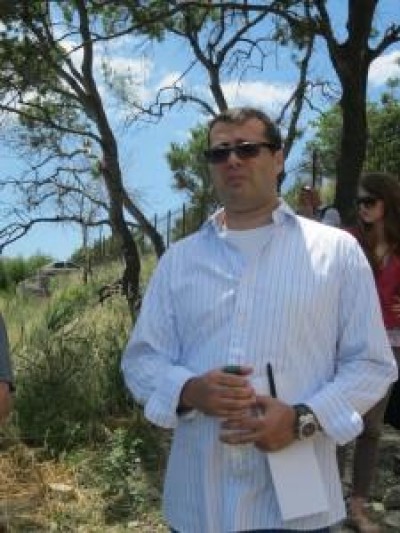 Геншафт сам обещается подать в суд