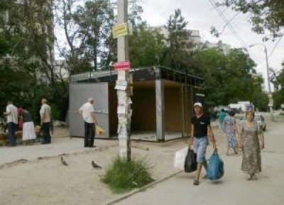 В Симферополе снова появились скандальные ларьки