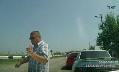 В Крыму решалы нелегально торгуют местами на пароме