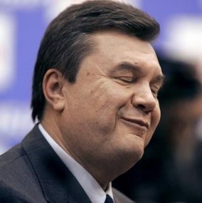 В Крыму украли президентский стол