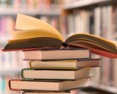 Избитой крымской учительнице помогут